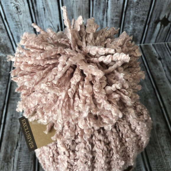 Indi Pink Color Chenille knit C.C. Beanie with pom - Picture 4 of 6